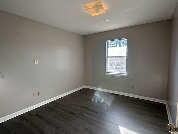 5th image of 1203 S 7th St APT 5