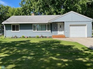 841 2nd St N, Wahpeton, ND 58075