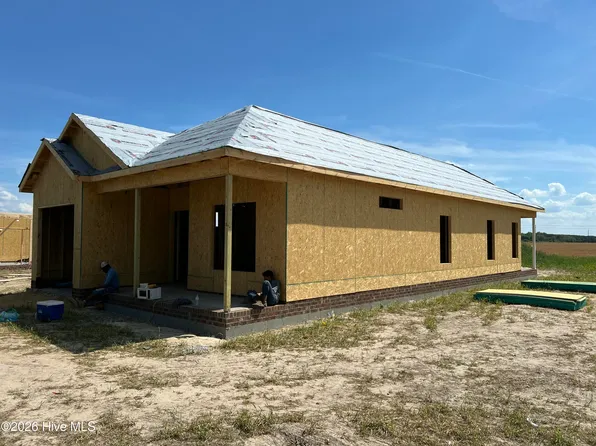 308 E Norwayne Alumni Way, Fremont, NC 27830