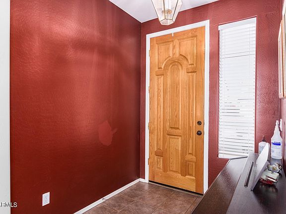 5th image of 10429 W Windsor Ave