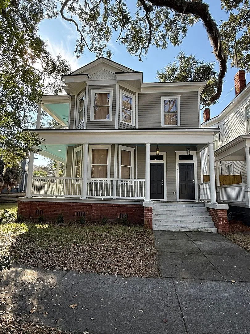Move In Ready — Photo 1