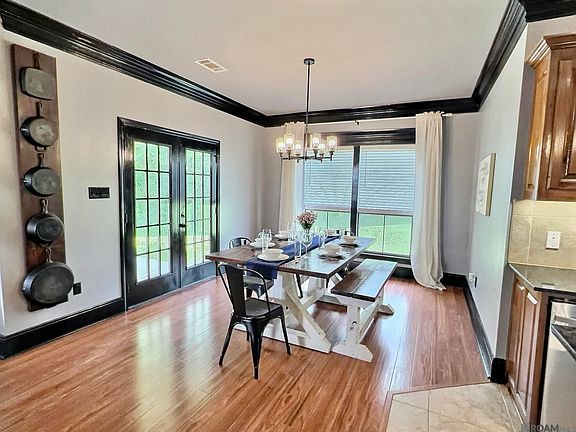4th image of 18011 Pierside Ln