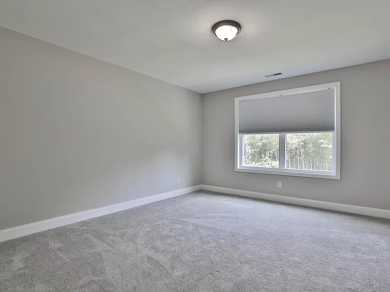 7 Horizon Dr #B — Photo 32