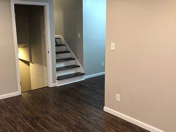 3rd image of 2268 Stoney Ford Dr NE
