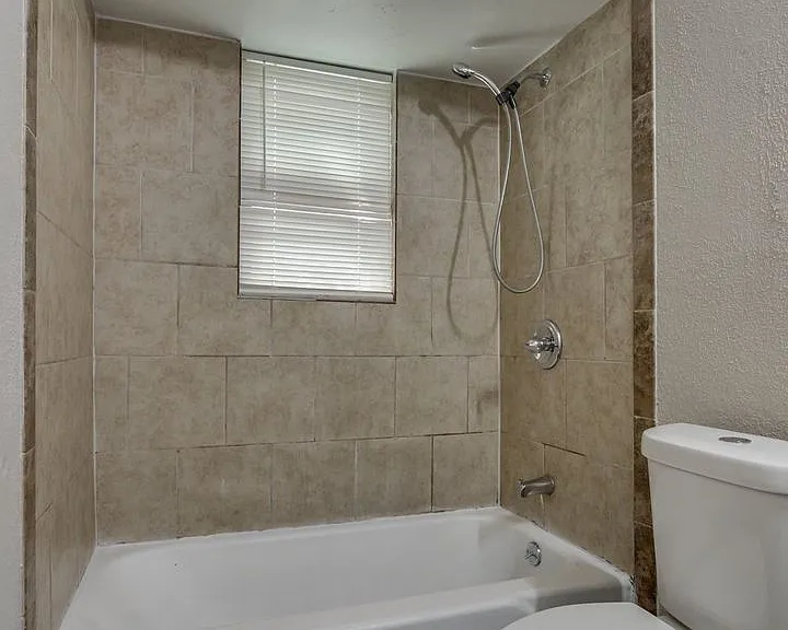 1005 SW 63rd St — Photo 48