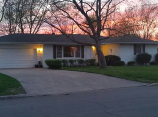 414 Larson St SW, Hutchinson, MN 55350