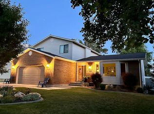 2096 E 10180 S, Sandy, UT 84092