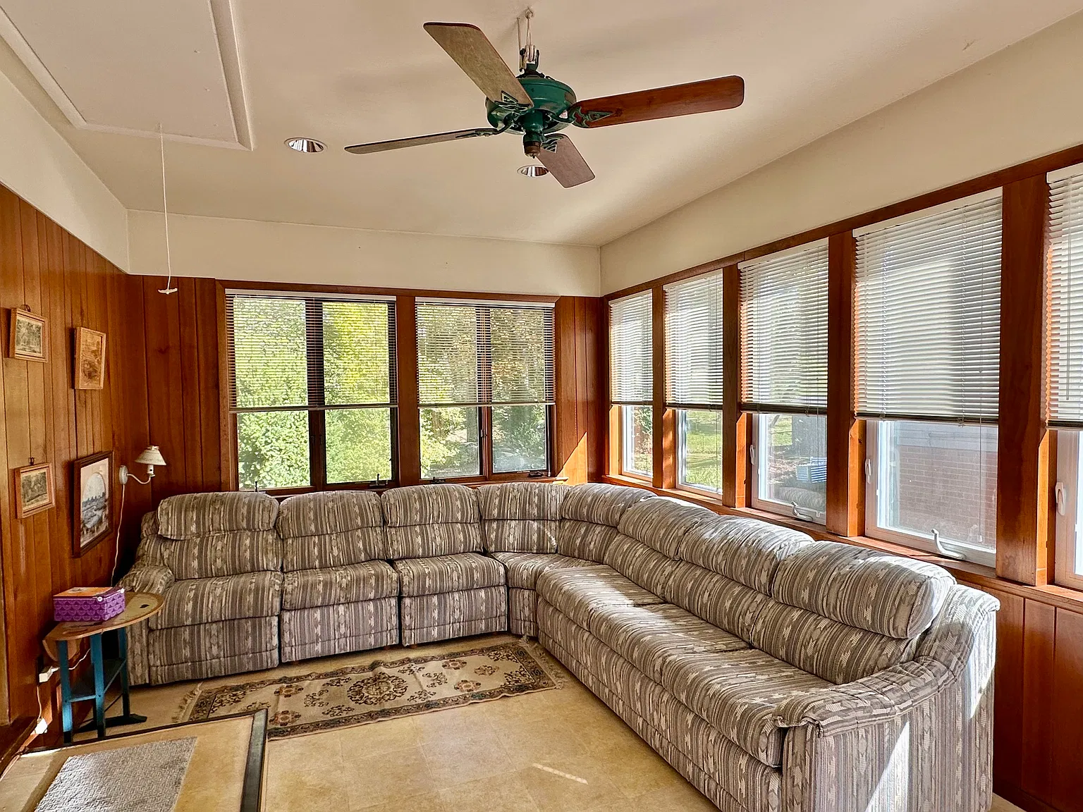 2 bed, 1200 sqft, $1,800 — Photo 2