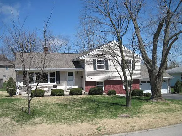 609 Ashby Dr photo 1