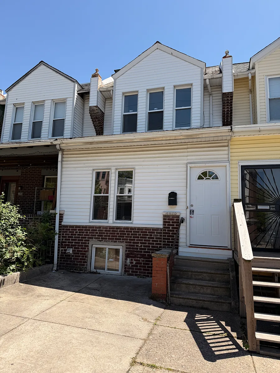 Building Photo - 4928 Warrington Ave