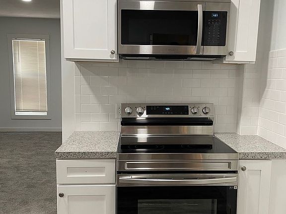 2nd image of 315 1st St #11298781