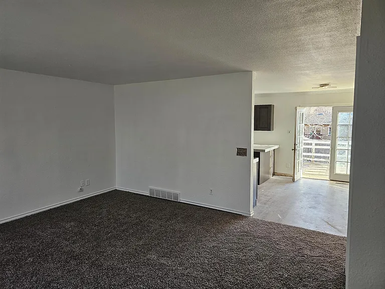 16504 E Wyoming Dr — Photo 6