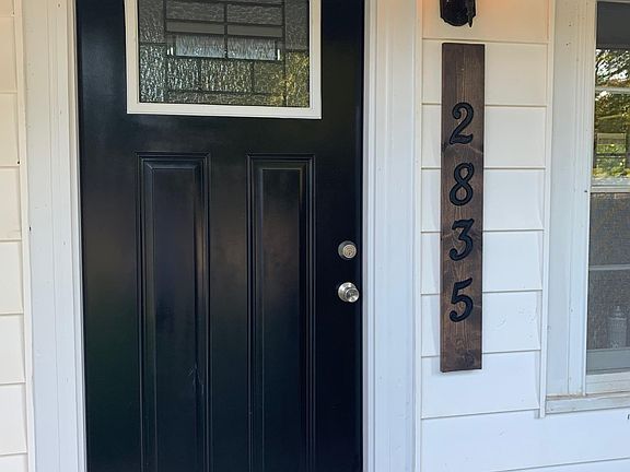 2nd image of 2835 Lear Dr