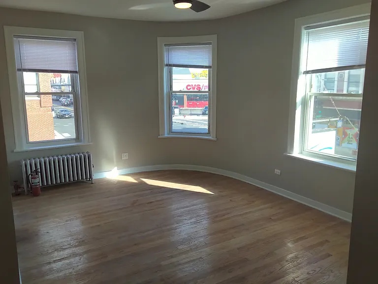 3248 N Pulaski Rd #305 — Photo 4