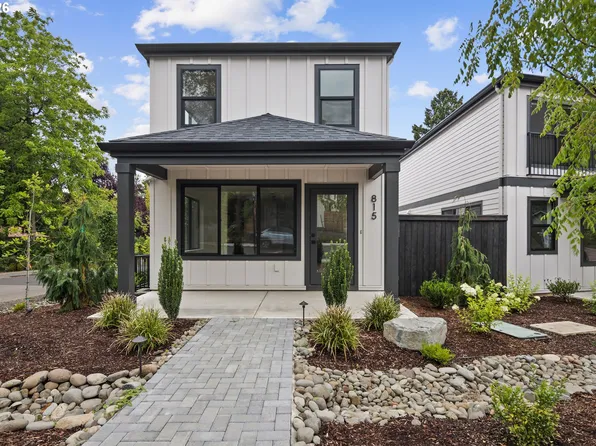 815 3rd St, Lake Oswego, OR 97034