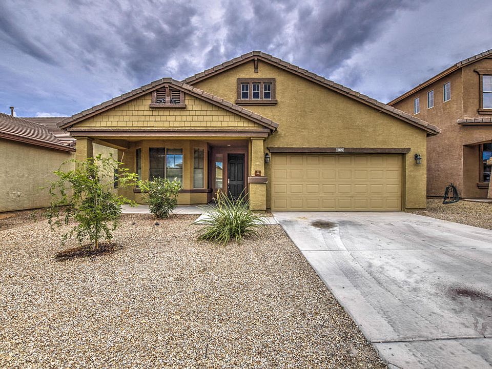 1st image of 1225 W Desert Hollow Dr