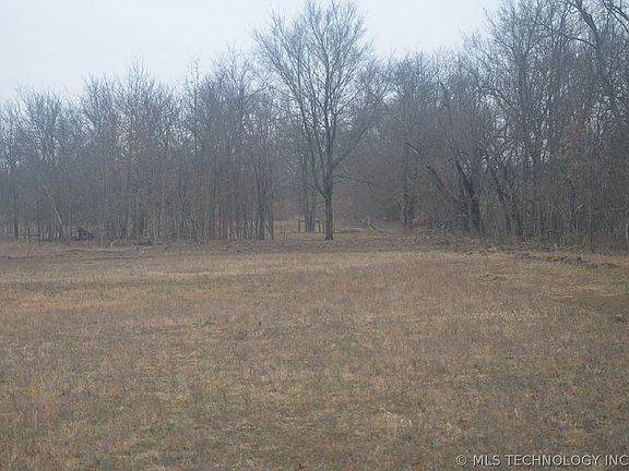 2nd image of 131 Saint