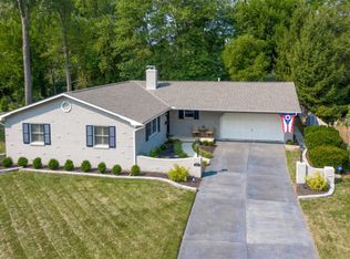 241 Chaucer Ct, Columbus, OH 43085