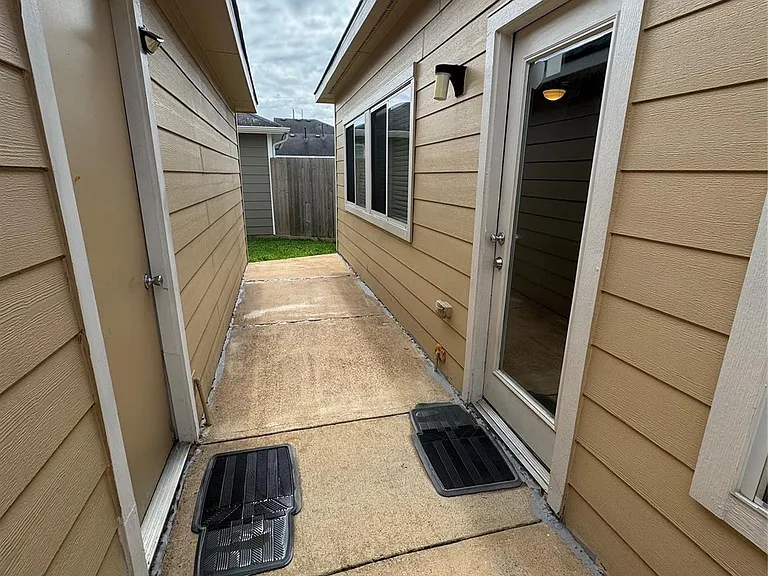 20507 Providence Point Dr — Photo 28