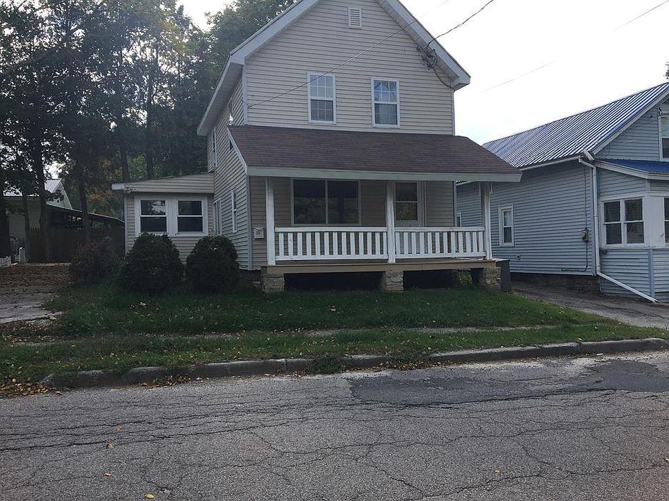 1st image of 58 Railroad St