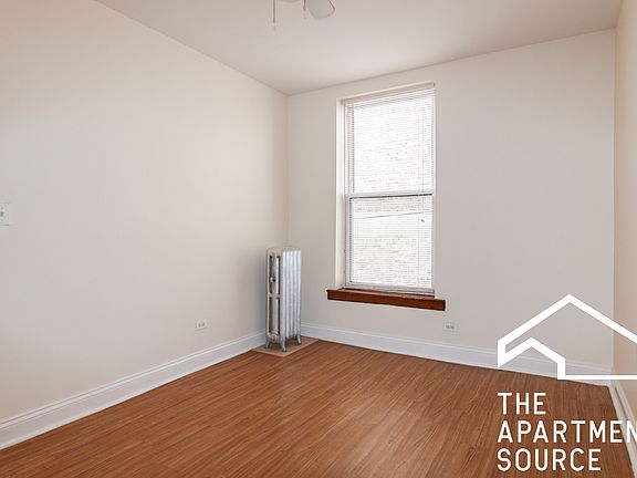 4th image of 4241 N Kenmore Ave Unit 111