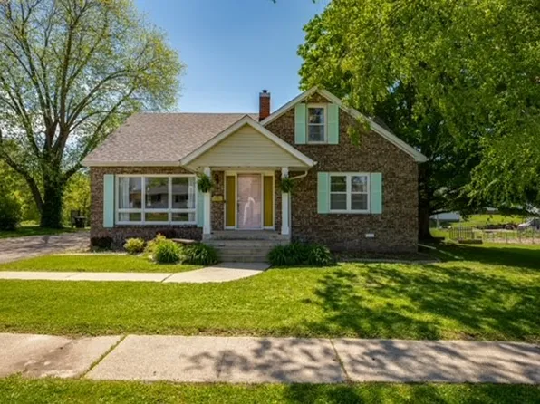 607 E Virginia Ave, Effingham, IL 62401