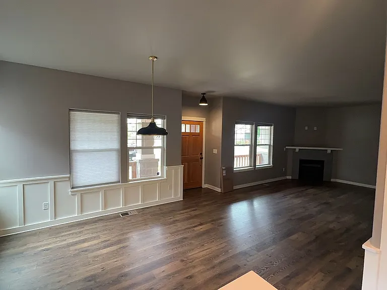 2728 NE Black Oak Pl — Photo 5
