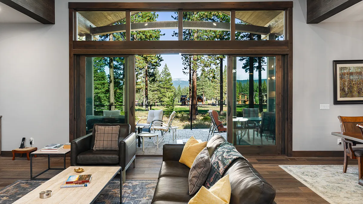 Building Photo - 9265 Heartwood Dr