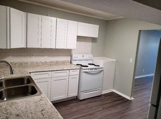 3917 Thomas Rd SW APT 3, Huntsville, AL 35805