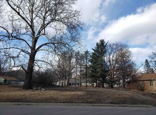 217 E 18th St, Spencer, IA 51301