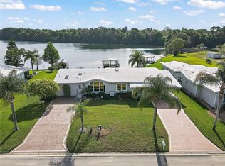 1210 Skyline Dr, Tavares, FL 32778