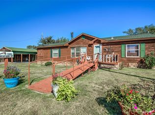 1305 Arapaho St, Arapaho, OK 73620
