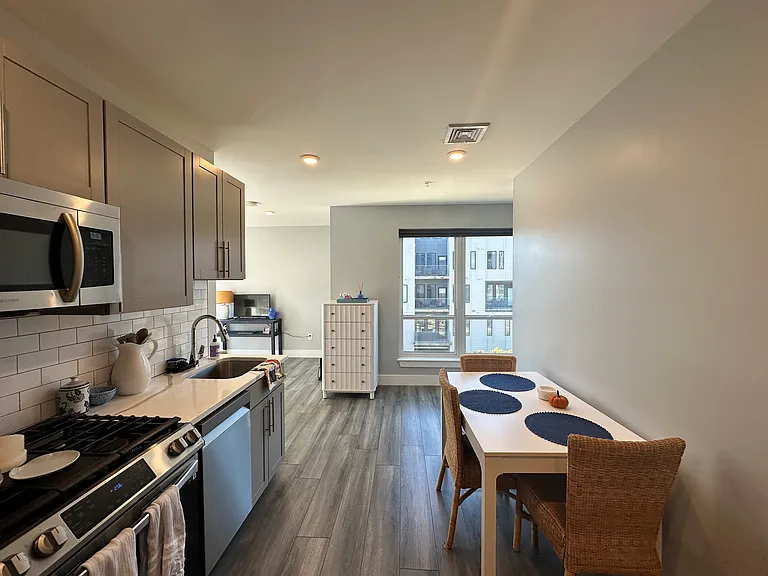 55-57 W 5th St #302 — Photo 5