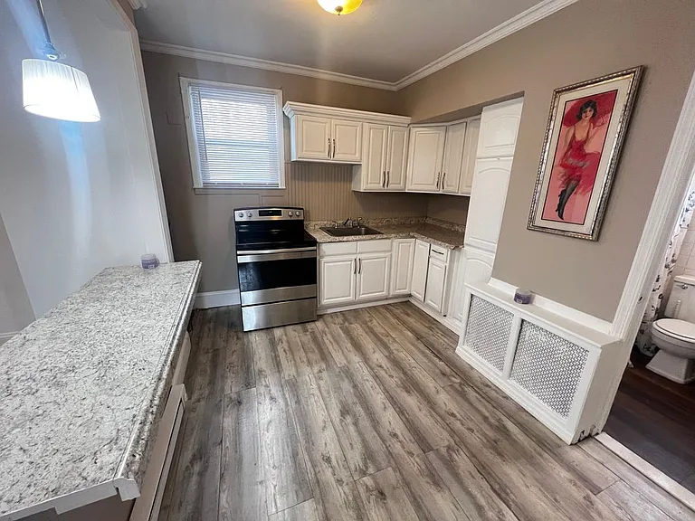 375 Lincoln Blvd #1 — Photo 10