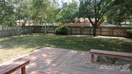2nd image of 1750 Carriage Ln