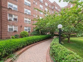 3rd image of 99-31 64th Avenue #D16