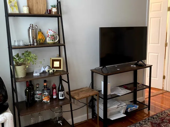 (undisclosed Address), Boston, MA 02113