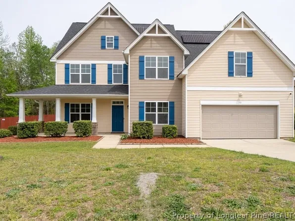 30 Salisbury Ln, Spring Lake, NC 28390