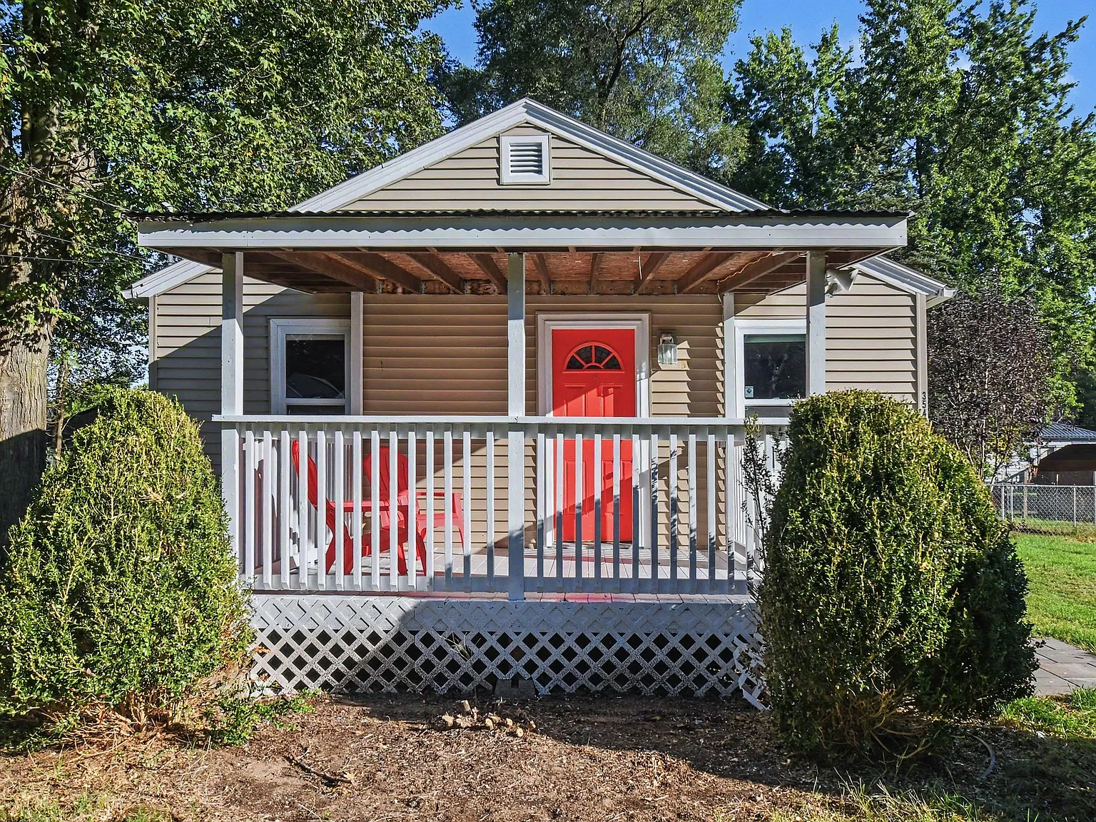 2 bed, 738 sqft, $1,500 — Photo 3