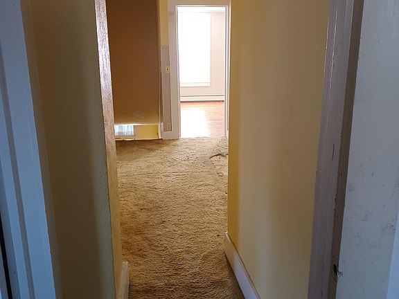 Hallway 1a