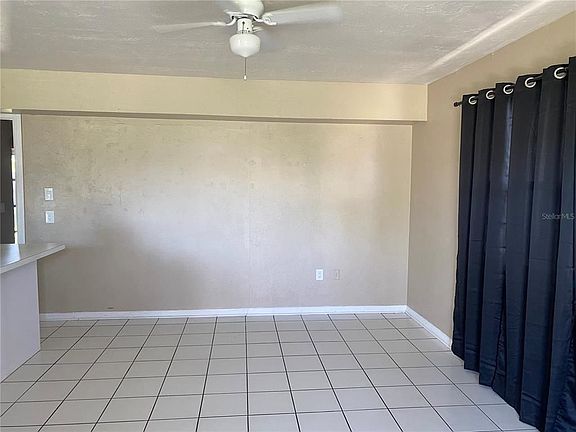 4th image of 21558 Gibralter Dr