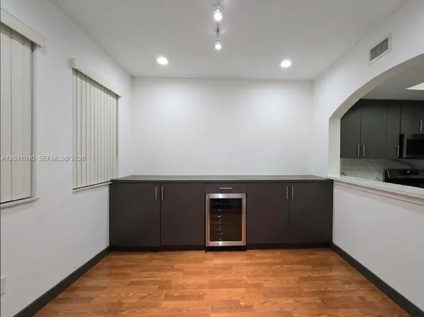 8936 W Flagler St APT 204, Miami, FL 33174