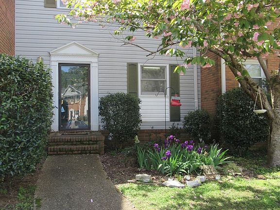 2nd image of 2225 Ascot Ln