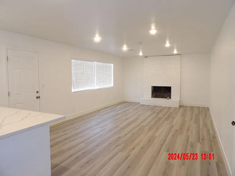4240 Gaye Ln — Photo 15
