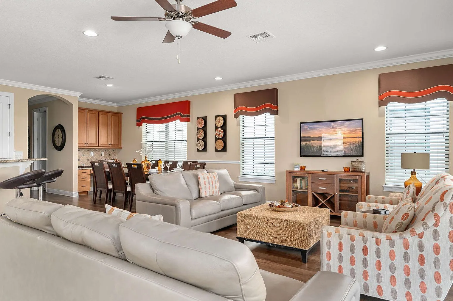 5 bed, 5.0 bath, 3153 sqft, $6,199 — Photo 3
