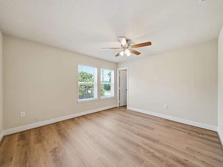5508 Elysian St — Photo 15