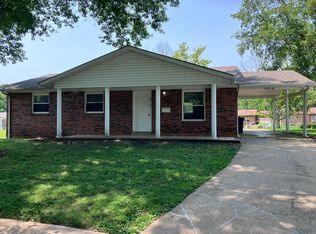 1970 Courtyard Pl, Florissant, MO