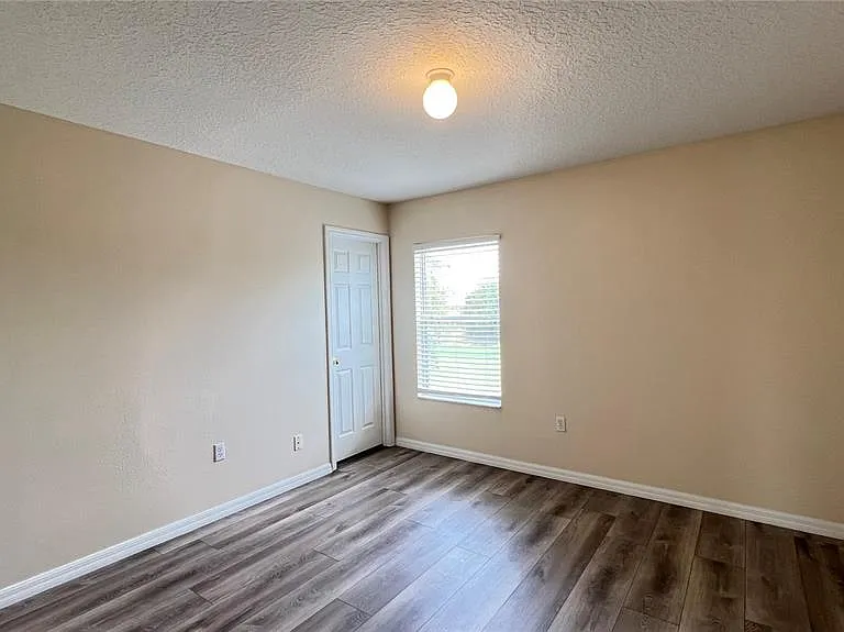 216 Verdi St — Photo 42