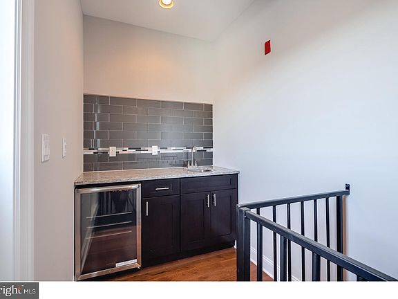 3rd image of 602 Fulton St #C
