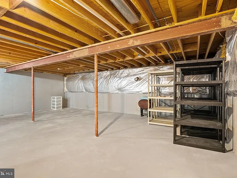 13647 S Springs Dr — Photo 55